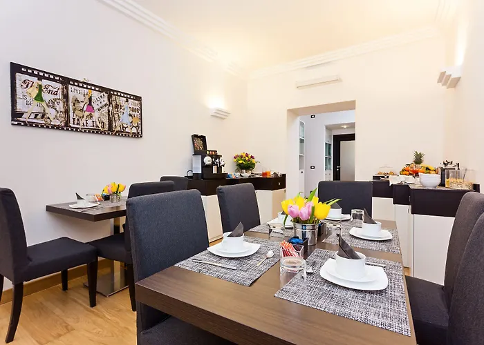 Domus 4* רומא